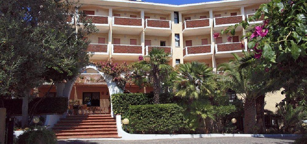 Hotel Punta Faro كابو فاتيكانو المظهر الخارجي الصورة